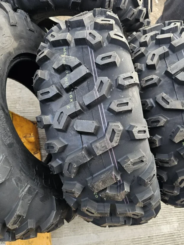 nove  CST ( atv / quad / kvad ) gume