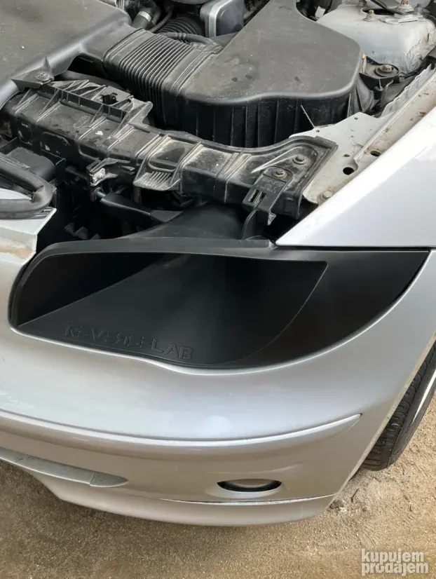 Usisnik vazduha (umesto fara) za BMW E81 / E82 / E87 / E88