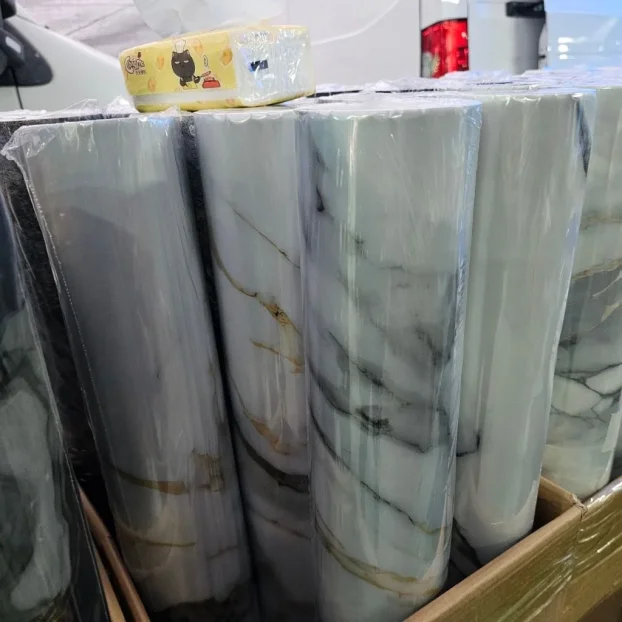 Zidne obloge u rolni