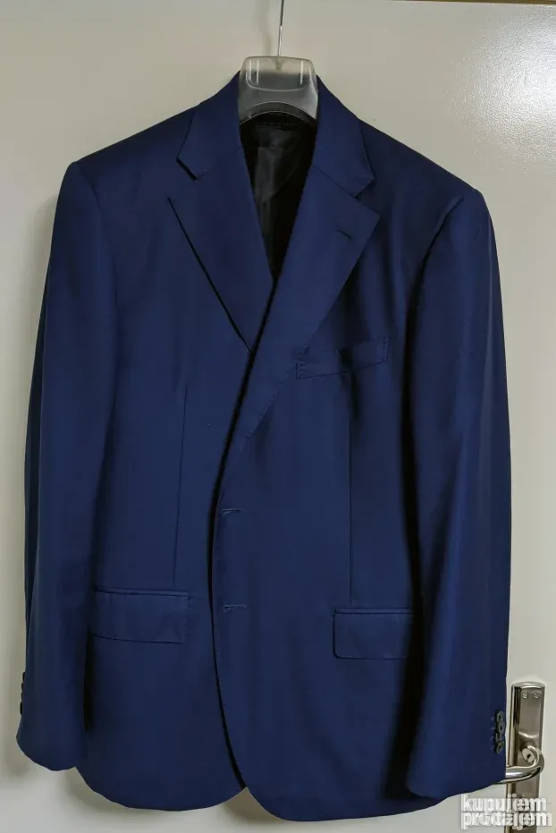 Corneliani nov bozanstven tezak luksuz ORIGINAL ! ! ! ! !