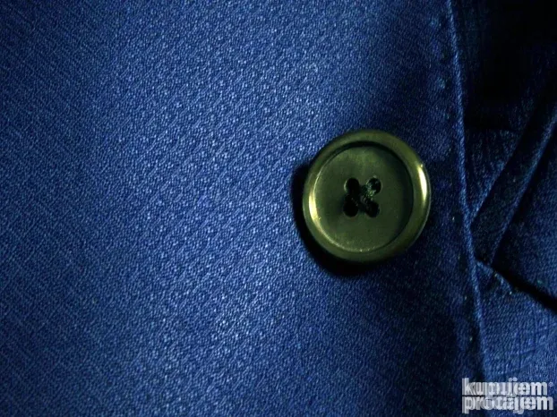 Corneliani nov bozanstven tezak luksuz ORIGINAL ! ! ! ! !