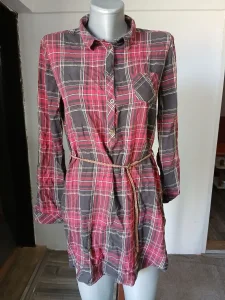 Polovna garderoba torbe obuca sve na kilo uvoz sva doba