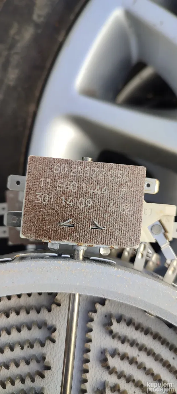 ringla ego hilight 200mm.1800w.od ugradne ploce i sporeta