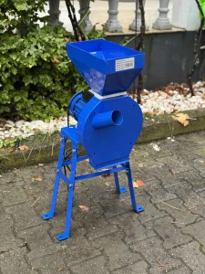 Mlin za kukuruz 3.5KW sa klipom i nožicama