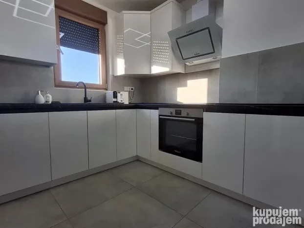 Skadarska, Tošin bunar, 3.0 trosoban, 86 m²