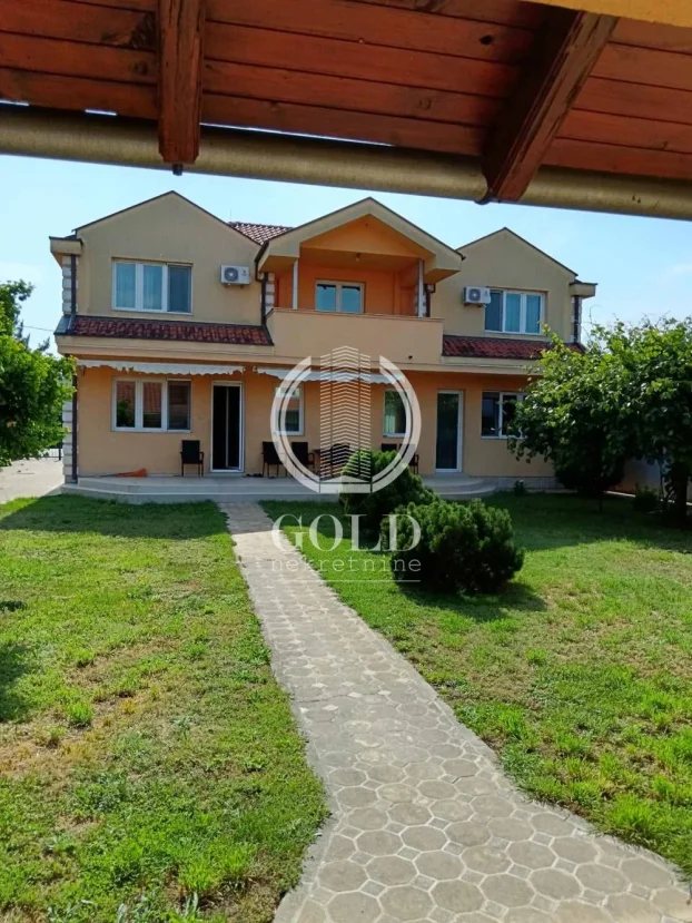 Stari Majur, 5+ petosobna, 250 m²