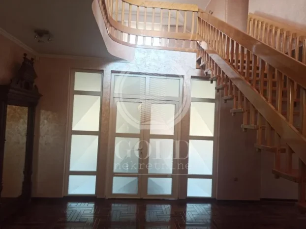 Stari Majur, 5+ petosobna, 250 m²