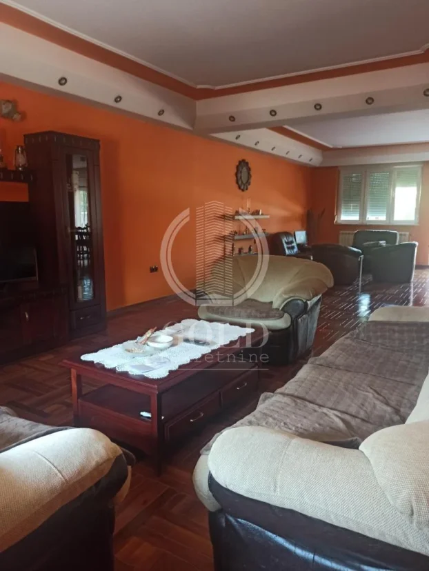 Stari Majur, 5+ petosobna, 250 m²