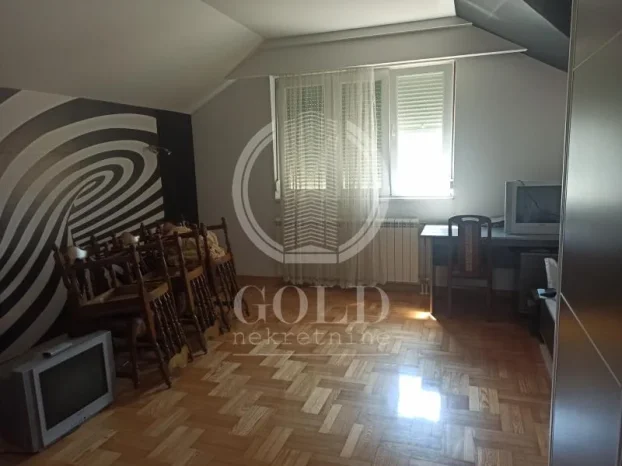 Stari Majur, 5+ petosobna, 250 m²