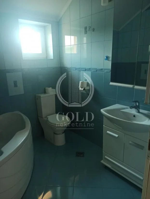 Stari Majur, 5+ petosobna, 250 m²