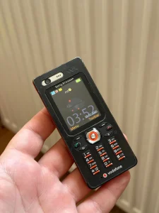 Sony Ericsson W880i