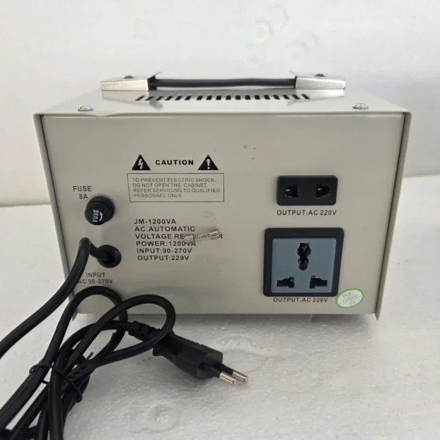 Korektori napona JACKY 1.2 kW i 2.4 kW (1200 VA i 2400 VA)