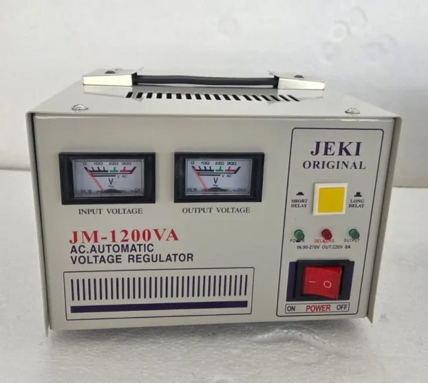 Korektori napona JACKY 1.2 kW i 2.4 kW (1200 VA i 2400 VA)