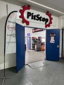 Alati,dizalice i mašine za autoservise i vulkanizere