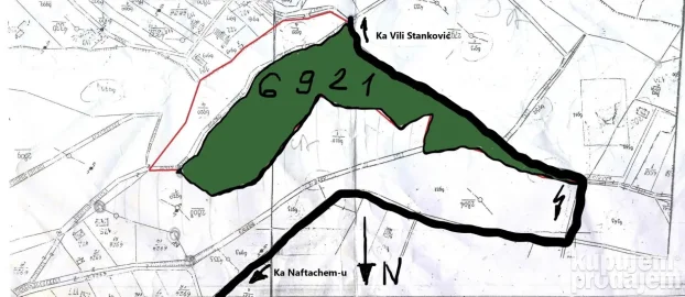12600 m2 u komadu između Sremskih Karlovaca i Čortanovaca