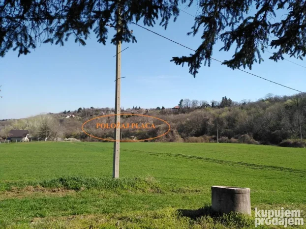 12600 m2 u komadu između Sremskih Karlovaca i Čortanovaca