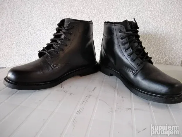 Duboke cipele 46 broj