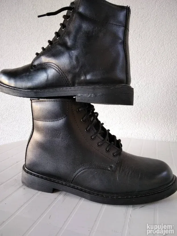 Duboke cipele 46 broj