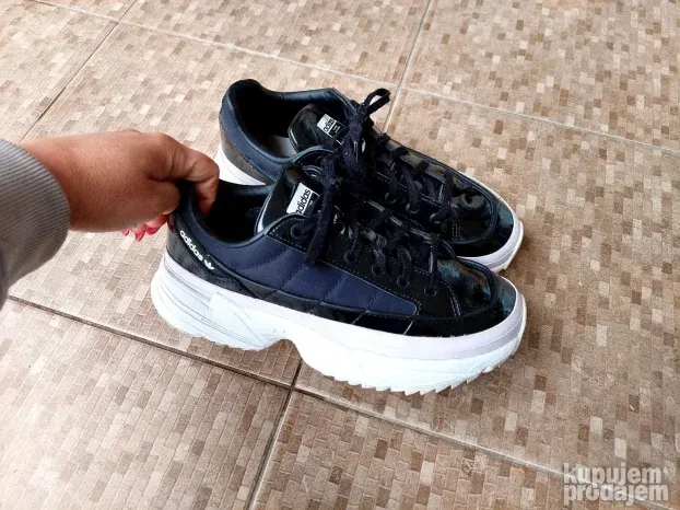 Adidas patike broj 38.5