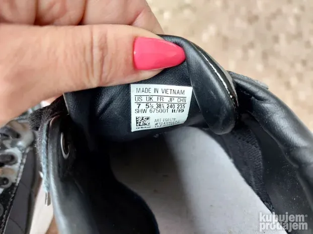 Adidas patike broj 38.5