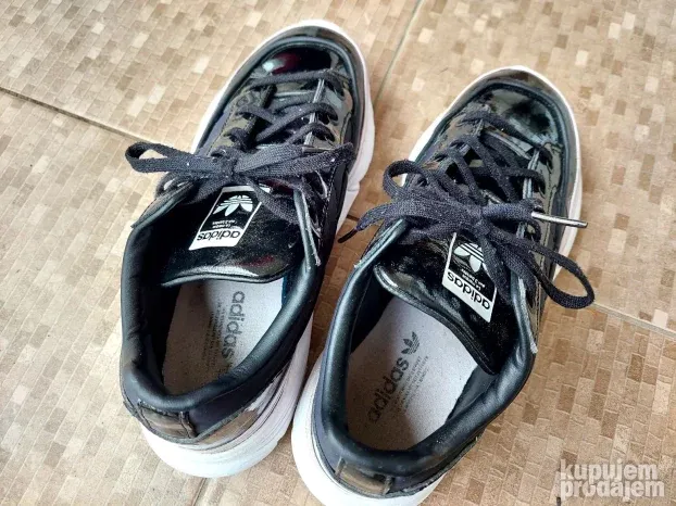 Adidas patike broj 38.5
