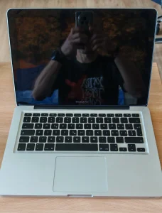 MacBook Pro 13 (Mid 2010)