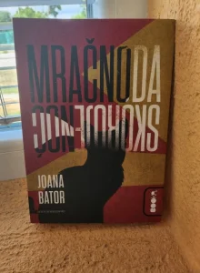 Mračno da skoro je noć - Joana Bator