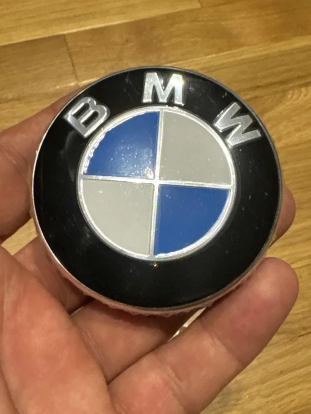 BMW  cepovi za felne set od 4kom 68mm