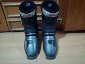 Br.1. Čizme za skijanje
