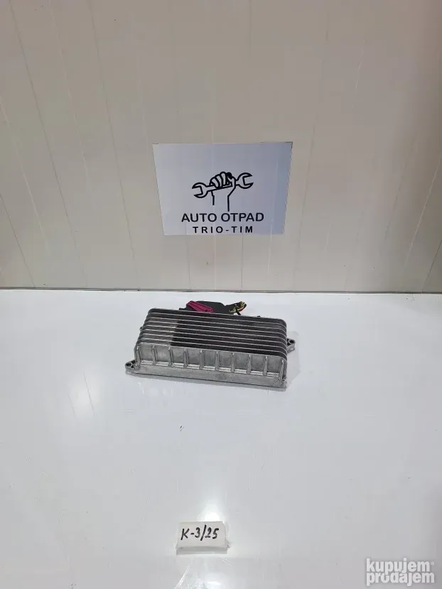 Pojacalo audi a4 b8 A5 Q5 8t0035223AD