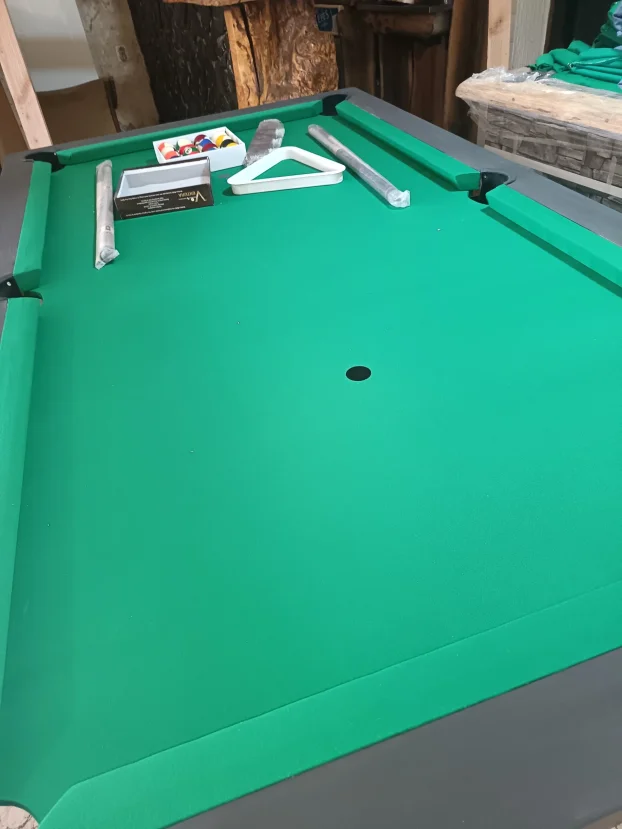 Uskoro 10 Devetki sa kamenim pločama iz komada