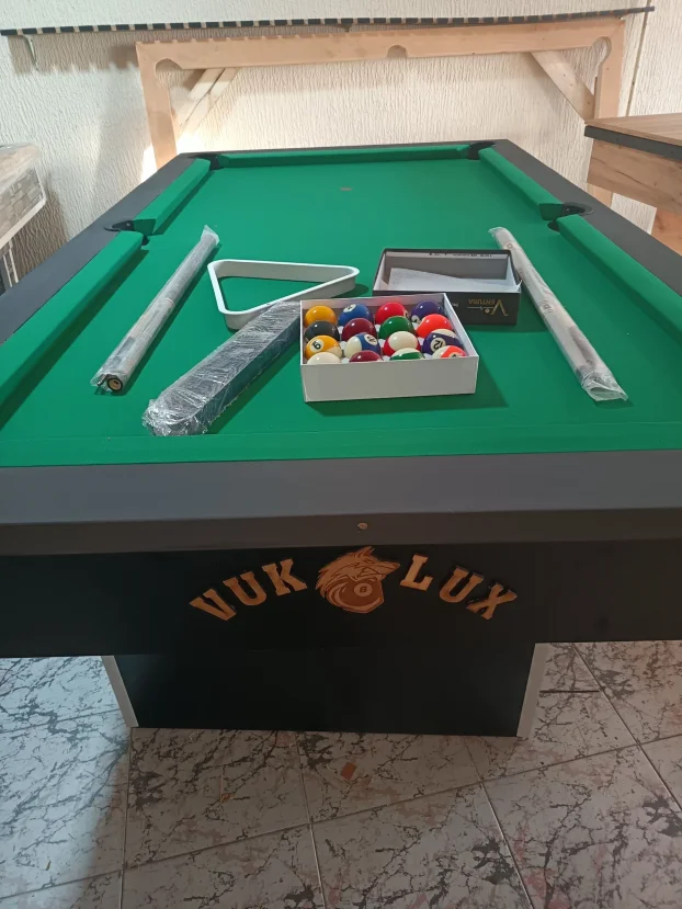 Uskoro 10 Devetki sa kamenim pločama iz komada