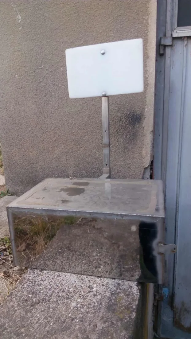 Sediste sa ostavom za camac inox