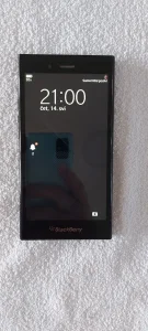 Blackberry Z3 za delove