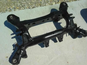 BMW Serija 3 e90 e91 e92 e93 Zadnji Most