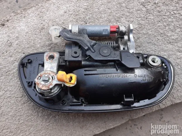 Subaru Legacy 4 rucica prednjih levih vrata