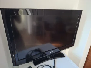 Tv LG 32lh2000