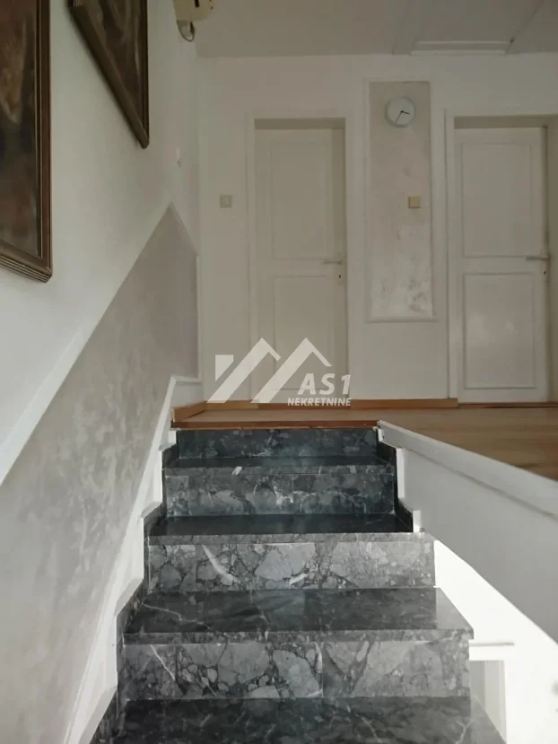 Vladana Desnice, Stari Majur, 5+ petosobna, 130 m²