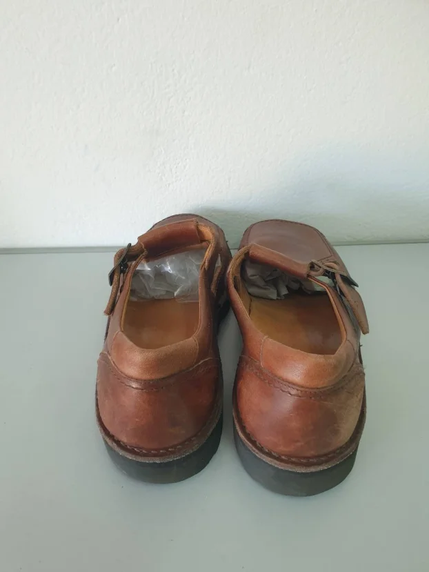 Kozne sandale br 43