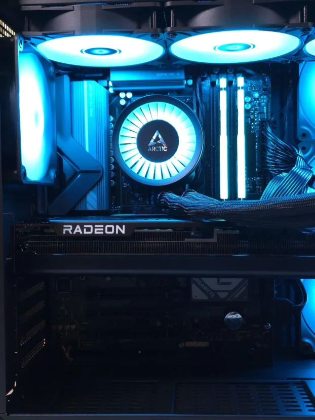 Ryzen 9 9900X RX 7800XT B850 64GB 2TB - SM032PC