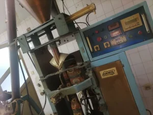 Masina za pakovanje i kompresor