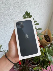 Iphone 13 Midnight Black 128GB Odlican +Punjač