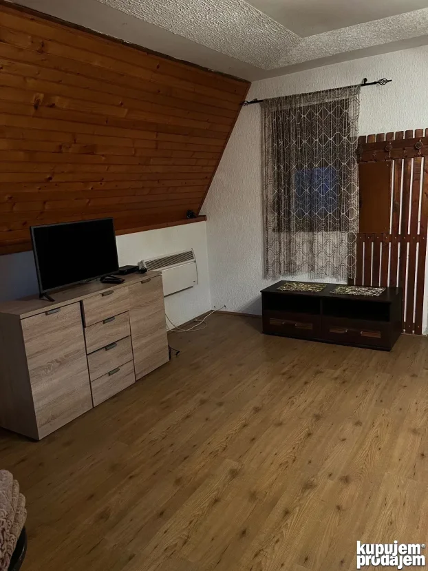 Kosmajski put 78, Kosmaj, 2.0 dvosobna, 120 m²