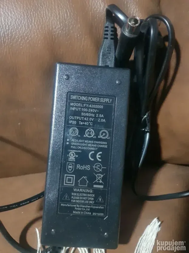Li-Ion Punjac 42v 2a za Trotinete Elektricne Bicikle