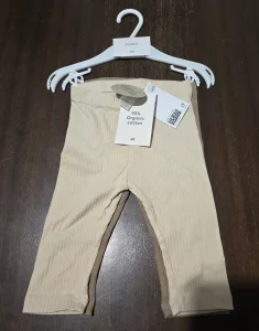 Pantalonice za bebe 2 kom. 4-6 meseci 68cm H&M