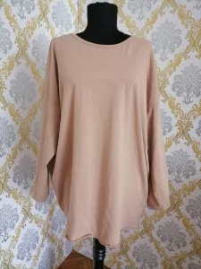 Bež tunika za punije dame