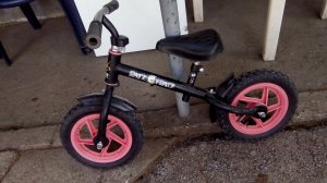 decije biciklo bez pedala hudora ratz platz