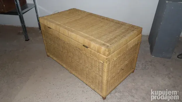 Skrinja antikvitet