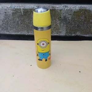 Stari dečiji termos