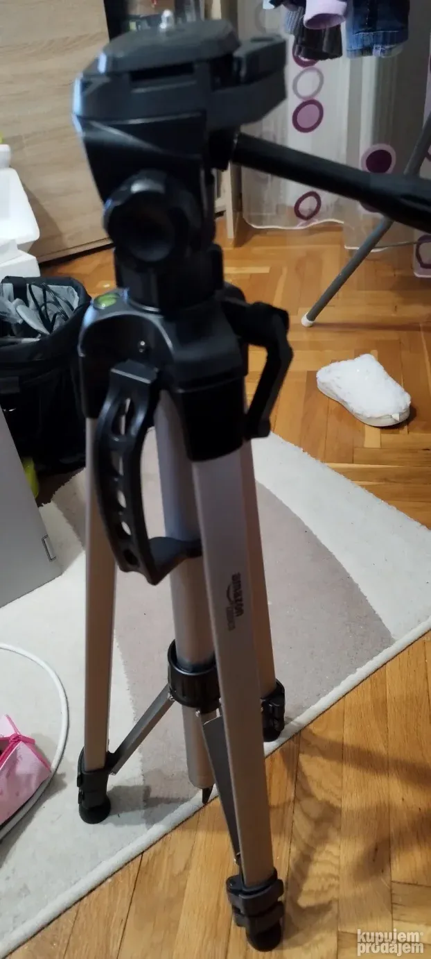 Amazon Basic stativ za fotografisanje i snimanje